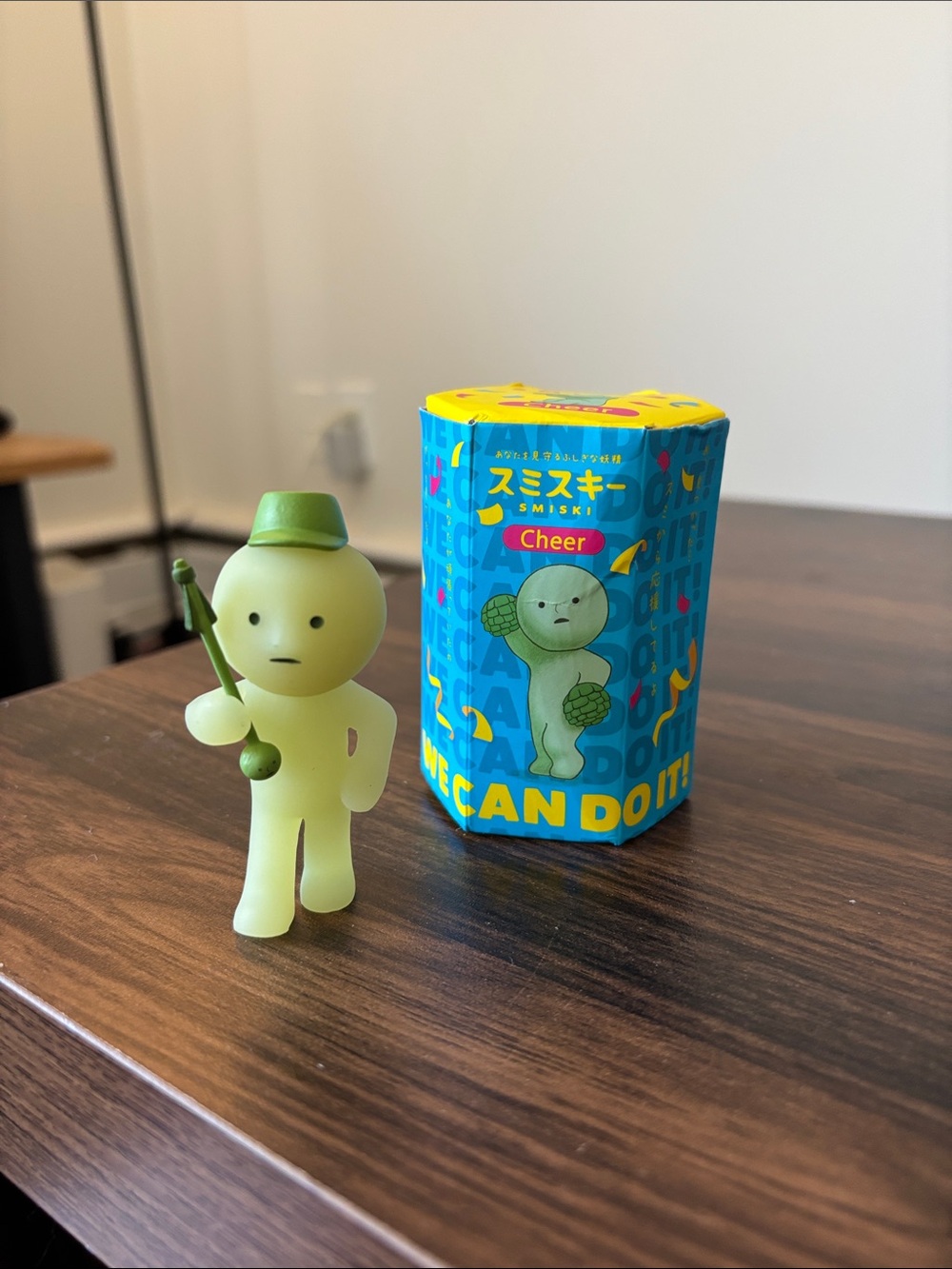 Cheer Glow Figure - Green